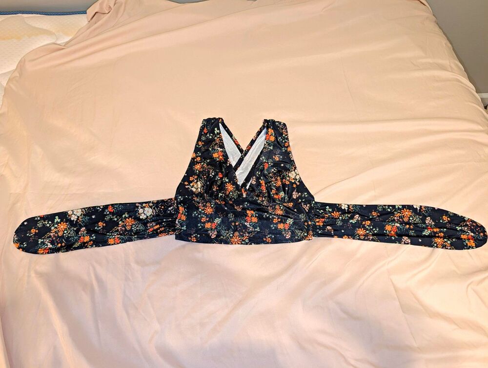 Urban Outfitters Floral Crossback Bralette Wrap To Stretch Size S Black